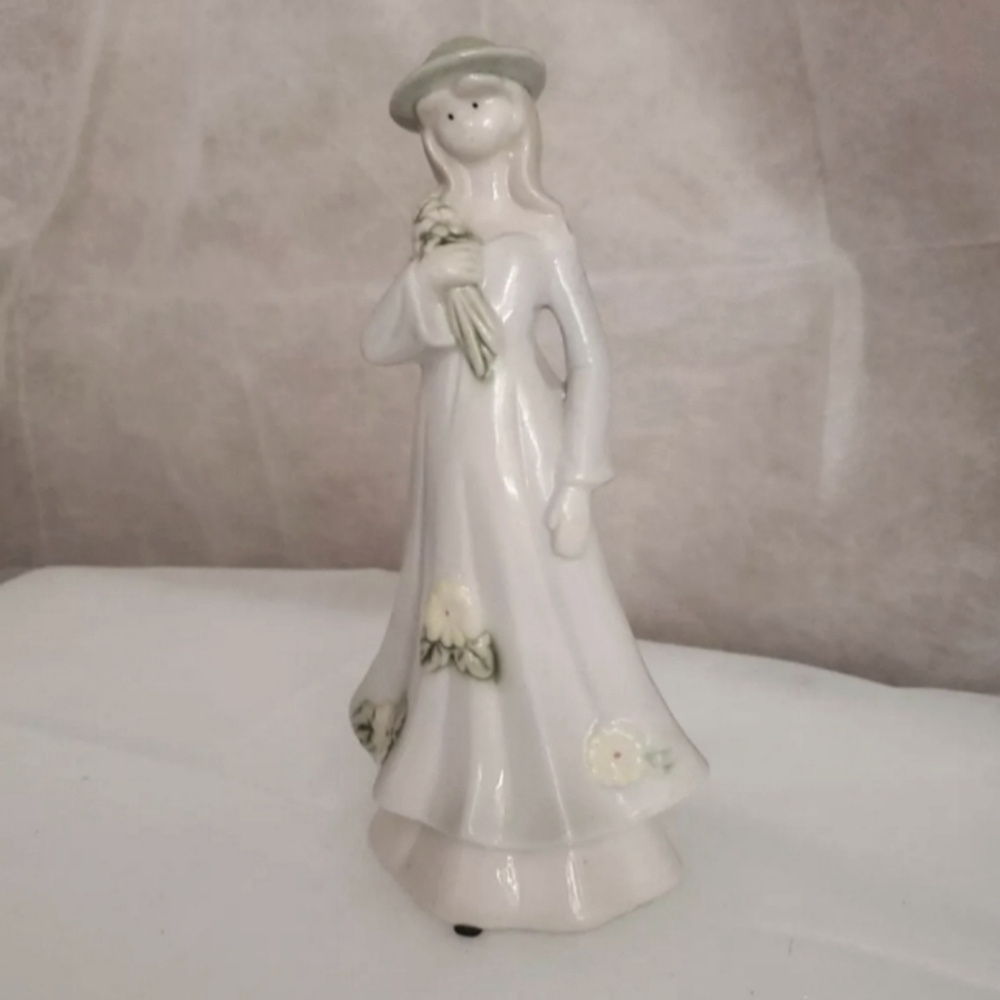 Porceline Figurine